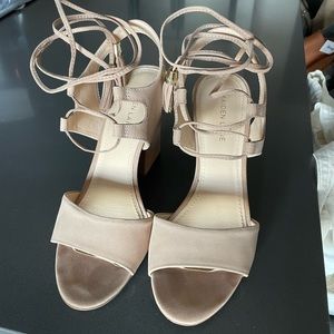 NEW Maiden Lane Kaira Blush Strappy Sandal size 8
